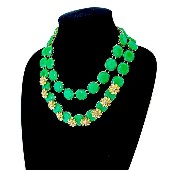 TALBOTS | Kelly Green Stone w Gold Flower Accents Statement Necklace | NWOT - Picture 7 of 12